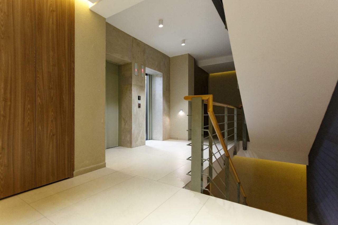 The Wolf Residence Braşov Extérieur photo